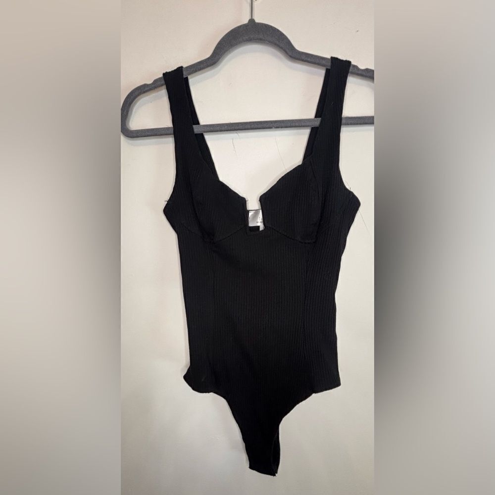 Bobbles & Lace NWT black made the cut bodysuit Size large